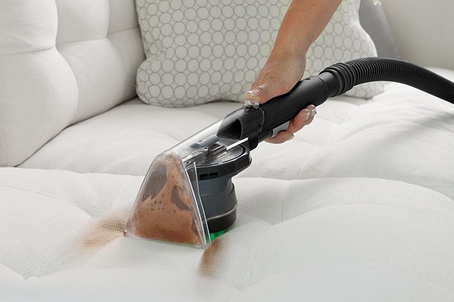 Why You Should Hire a Professional Furniture Cleaning Company Instead of Doing It Yourself?